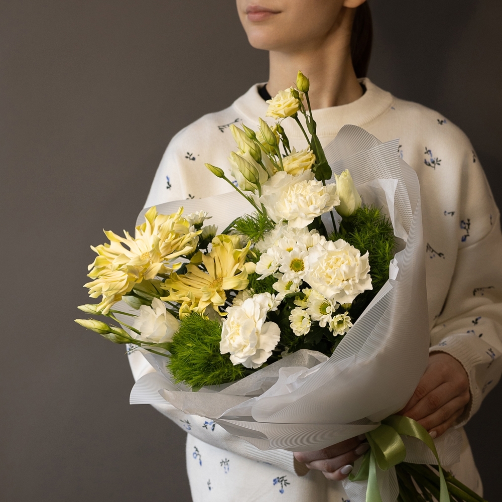 Букет - 129 Сборный букет с герберами и диантусами