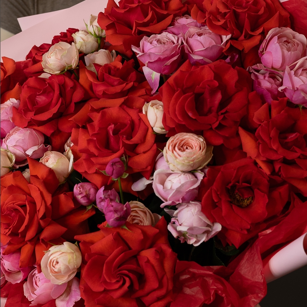 Букет - 132 Шикарный букет с французскими розами