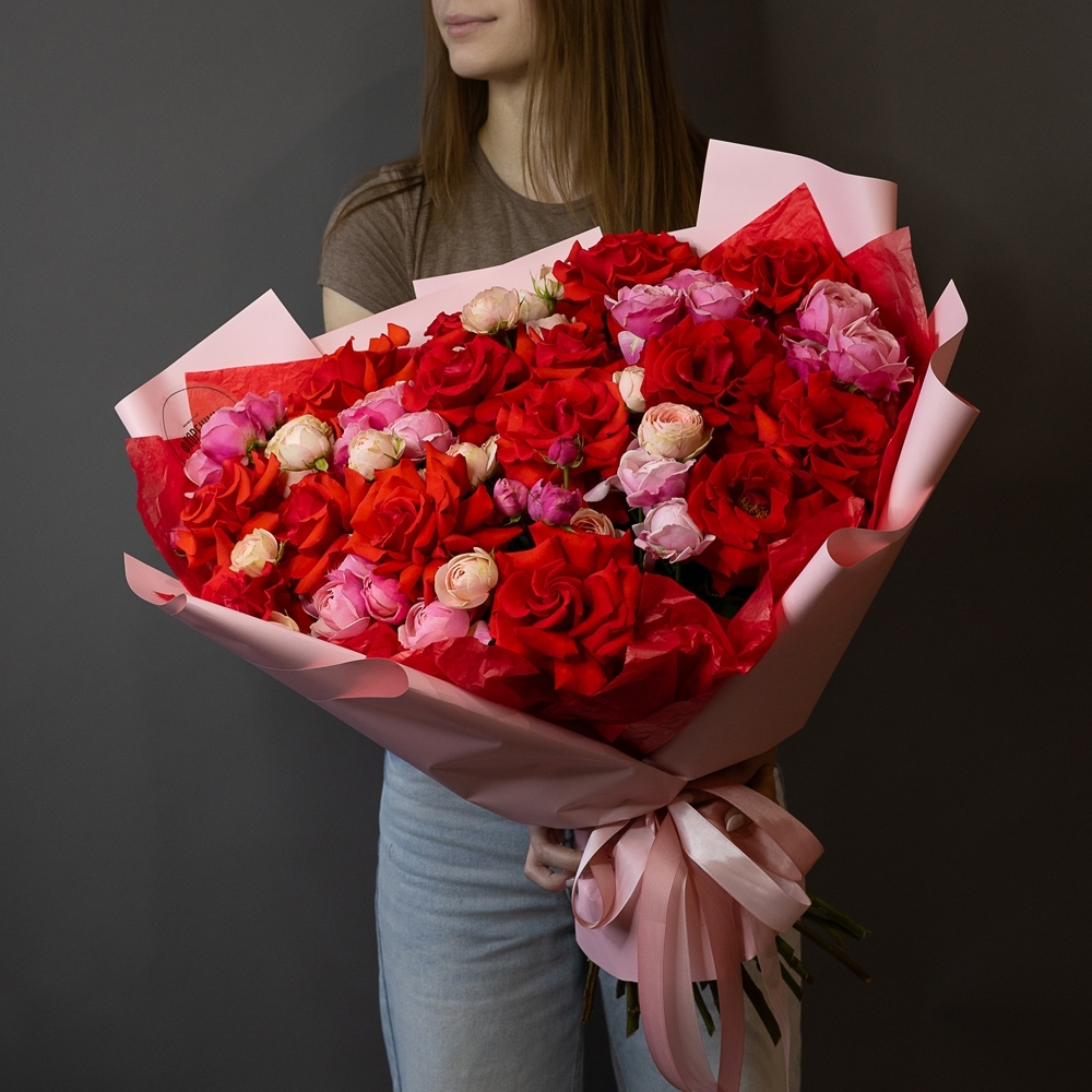 Букет - 132 Шикарный букет с французскими розами