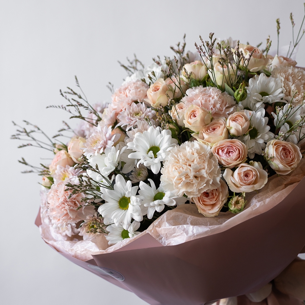 Букет - 149 Красивый пышный сборный букет цветов