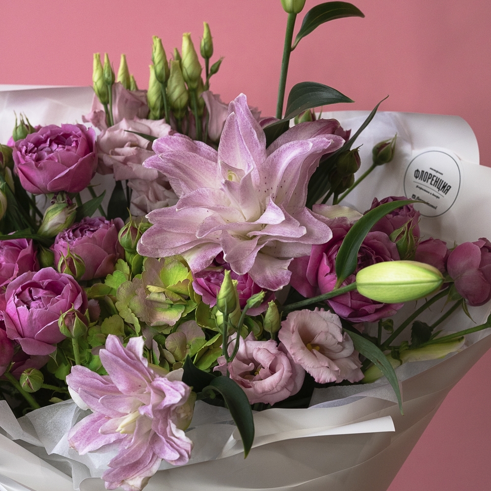 Букет - 124 Сборный букет с лилиями