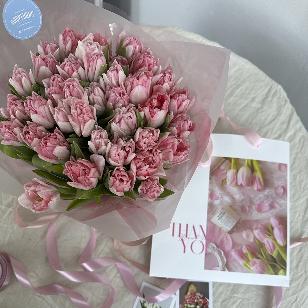 Весна #36 Сборный букет с розовыми тюльпанами