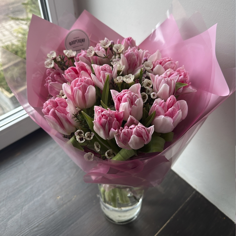 Весна #61 Нежный сборный букет с пионовидными тюльпанами