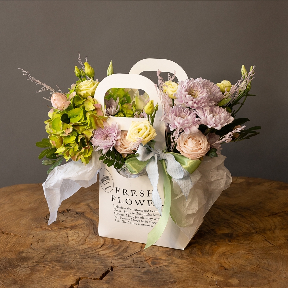 Букет - 130 Цветочная композиция в сумочке