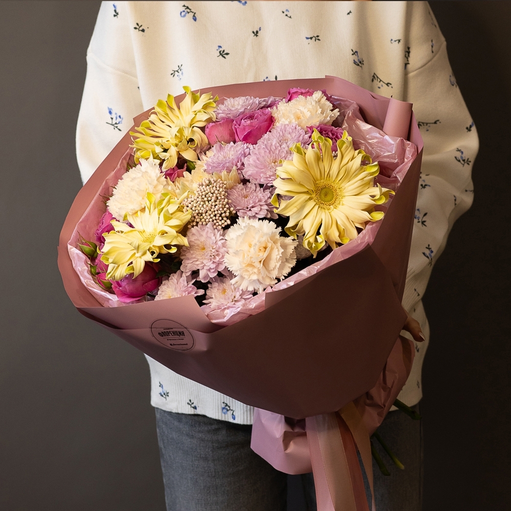 Букет - 128 Яркий сборный букет с герберами